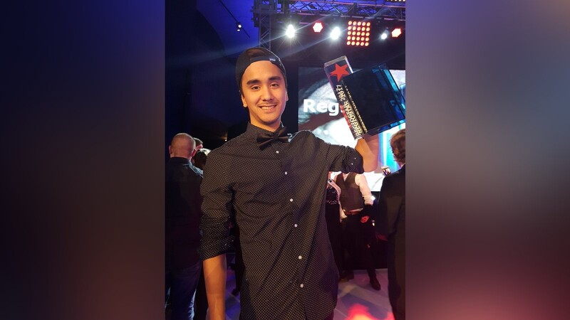 Für seinen Beitrag "So geht Fernsehen" gewann der Donau Tv-Azubi Fabian Röglin (25) am Samstag den Deutschen Regionalfernsehpreis Regiostar.