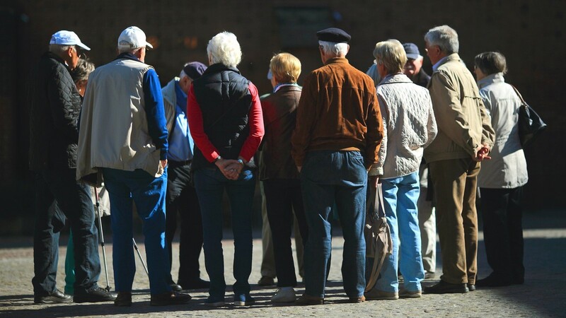 Die FDP will etwa Senioren, die offiziell füreinander Verantwortung übernehmen wollen, mehr gegenseitige Rechte einräumen.
