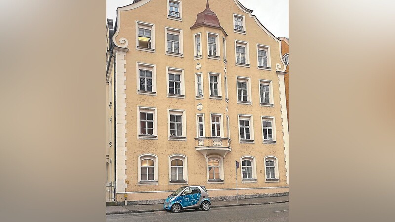 Das Haus an der Inneren Münchner Straße hat die Schäden aus den 90er Jahren überlebt.