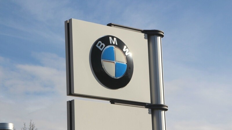 Das BMW-Werk Regensburg wurde von einer Experten-Jury als "Fabrik der Zukunft" ausgezeichnet und wird beim Weltwirtschaftsforum in Davos vorgestellt.