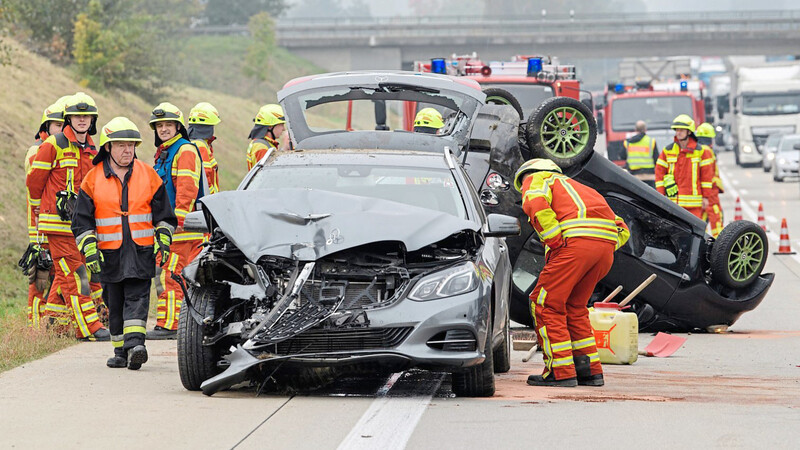 Im Oktober hatte sich auf der A 93 zwischen Sallingberg und Hausen ein tragischer Unfall ereignet. Insgesamt sind vergangenes Jahr 82 Menschen bei Unfällen auf Autobahnen im Freistaat tödlich verunglückt.