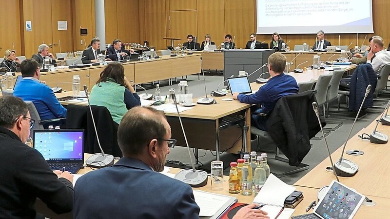 Der Kreisausschuss tagte am Donnerstag im Landratsamt Regensburg.