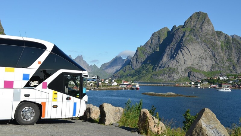 Von Niederbayern nach Norwegen: Touren wie diese sind für Busunternehmen während Corona in weite Ferne gerückt. Die Branche befindet sich in der Krise.