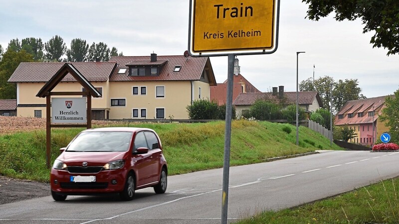 An der Ortseinfahrt von Siegenburg kommend soll nach dem Willen des Gemeinderats Train eine von drei fest installierten Tempoanzeigen installiert werden.