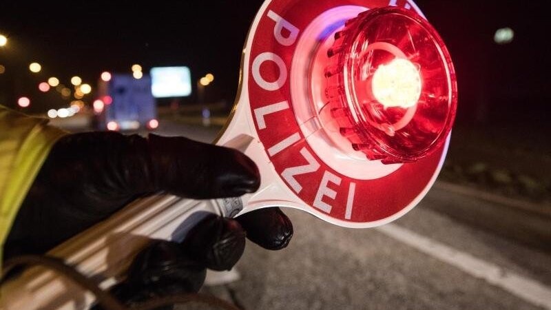 Die Kelheimer Polizei konnte zahlreiche Verstöße feststellen und mehrere Fahrzeuge "stilllegen". (Symbolbild)