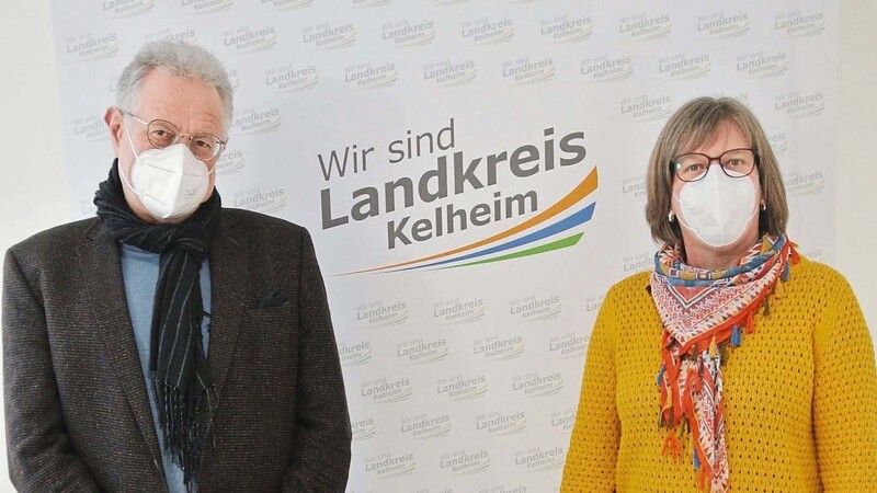 Behindertenbeauftragter Prof. Joachim Hammer und Heike Huber von der Koordinierungsstelle Inklusion am Kelheimer Landratsamt.