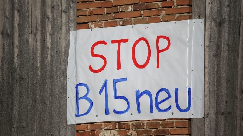 Die Gegner der B 15neu dürfen aufatmen: Die Bundesstraße wird nicht bis nach Rosenheim verlängert. (Foto: Archiv/gt)