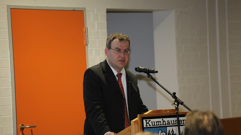 Bürgermeister Thomas Huber (Freie Wähler) hält die "bestandsnahe Alternativtrasse" für "untragbar". (Foto: gt)