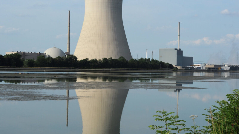 Peter Dreier hat sich wegen der geplanten Zwischenlagerung von Atommüll am Kernkraftwerk Isar erneut an das Bundesumweltministerium gewandt.