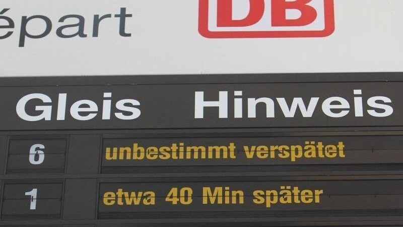 Aktuell kommt es im Zugverkehr zwischen Regensburg und Landshut zu Verspätungen. (Symbolbild)