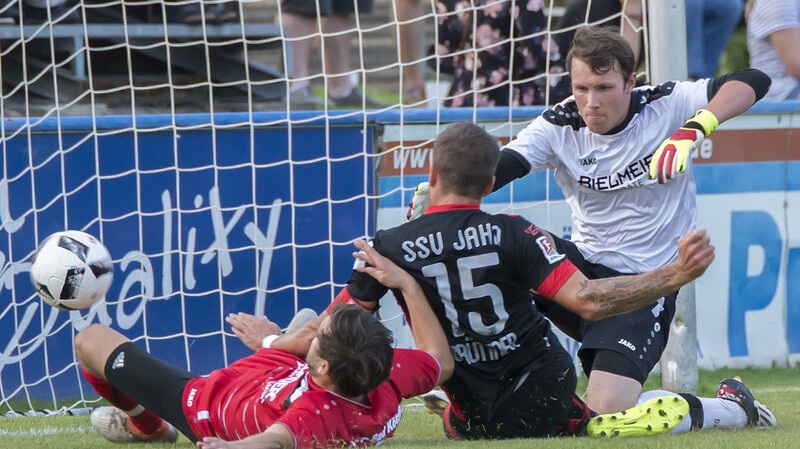 Jahn Regensburg hat das Testspiel beim 1. FC Bad Kötzting mit 6:0 gewonnen.