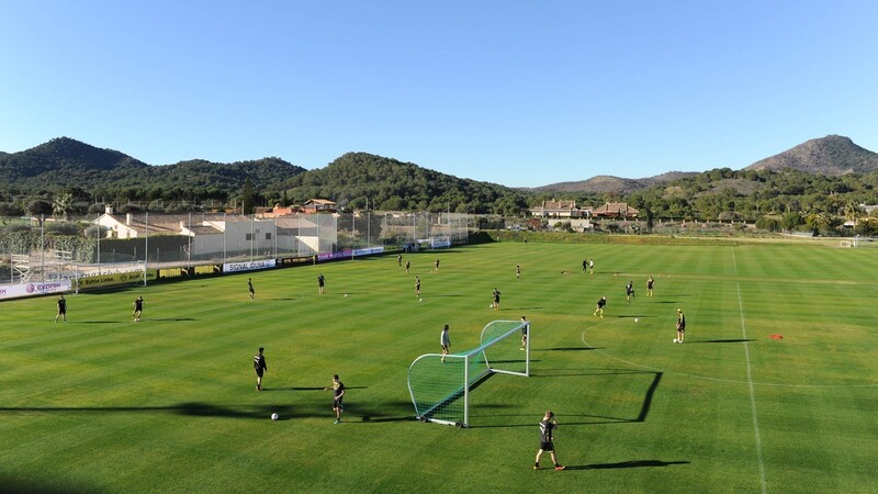 Das Resort bietet acht Fußballplätze: Auch Borussia Dortmund trainierte hier schon.