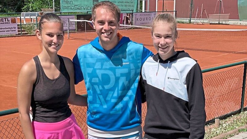 Die Hengersberger Tennisspieler (v. l.) Carmen Lehner, Jonathan Grimm und Tamara Ritzinger konnten bei den niederbayerischen Bezirks-Meisterschaften in Deggendorf überzeugen.