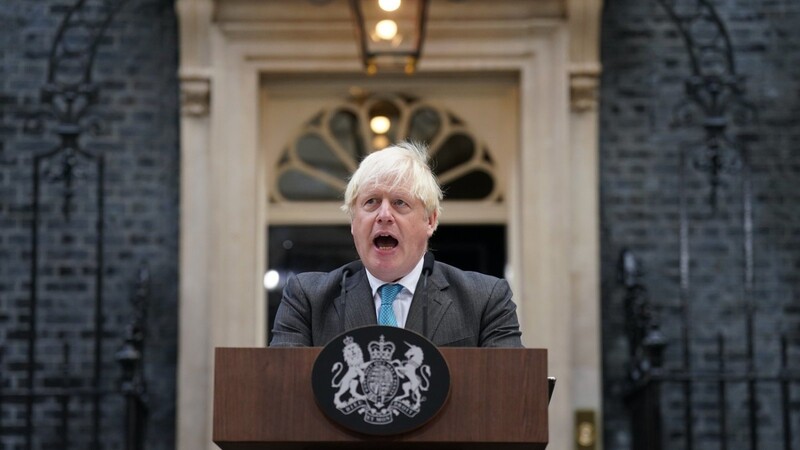 Boris Johnson verabschiedete sich erst Anfang September aus 10 Downing Street. Einige Tories wünschen sich ihn nun bereit wieder zurück.