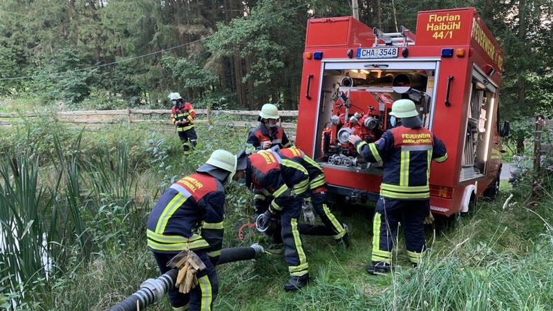 Wasserentnahme der Feuerwehr Haibühl-Ottenzell.