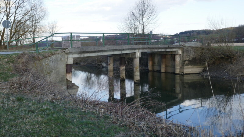 Die marode Brücke in der Sommerau soll durch eine Furt ersetzt werden.