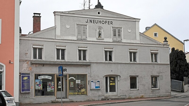 Der aktuelle Zustand des Neuhofer-Hauses ist wenig einladend.