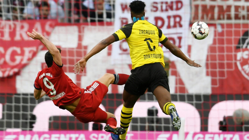 Sein 200. Bundesliga-Tor: Robert Lewandowski vom FC Bayern gegen den BVB.