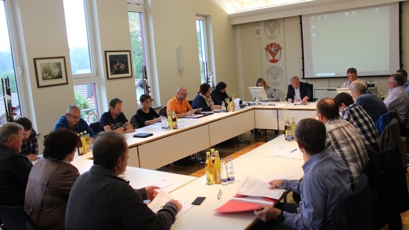 Um Spielhalle, Mehrzweckhalle und die Entwicklung des Haushalts ging es in der Mai-Sitzung des Gemeinderates Geiersthal.