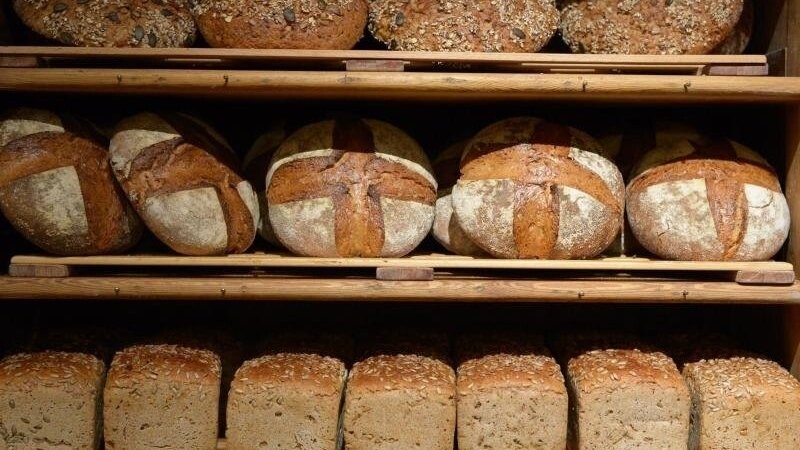 Laut derzeitigem Kenntnisstand machten die Einbrecher in der Bäckerei in Burgweinting keine Beute. (Symbolbild)