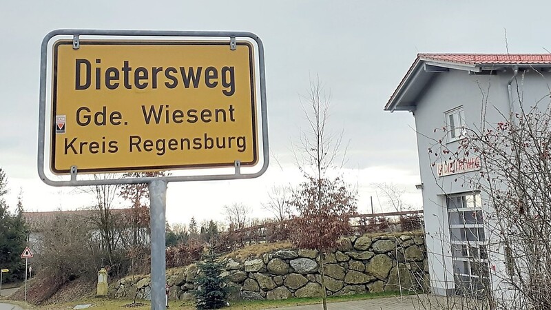 In Dietersweg beschäftigt die Verlegung der Bushaltestelle und die Baulandpolitik die Gemeinde.
