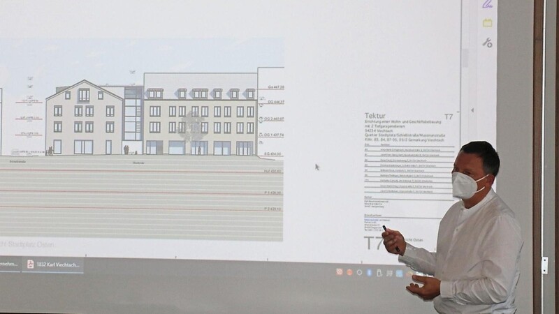 Architekt Markus Kress bei seinem Vortrag im Bauausschuss.