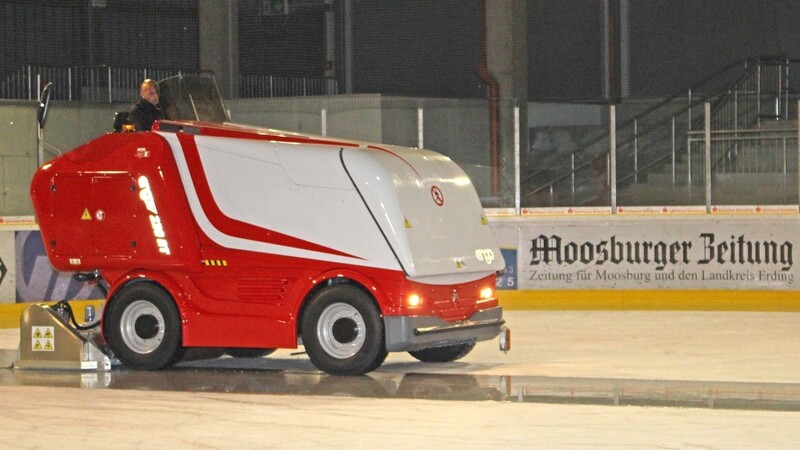Die Eismaschine hat in dieser Saison nichts mehr zu tun, in der Clariant-Arena wird jetzt "abgetaut".