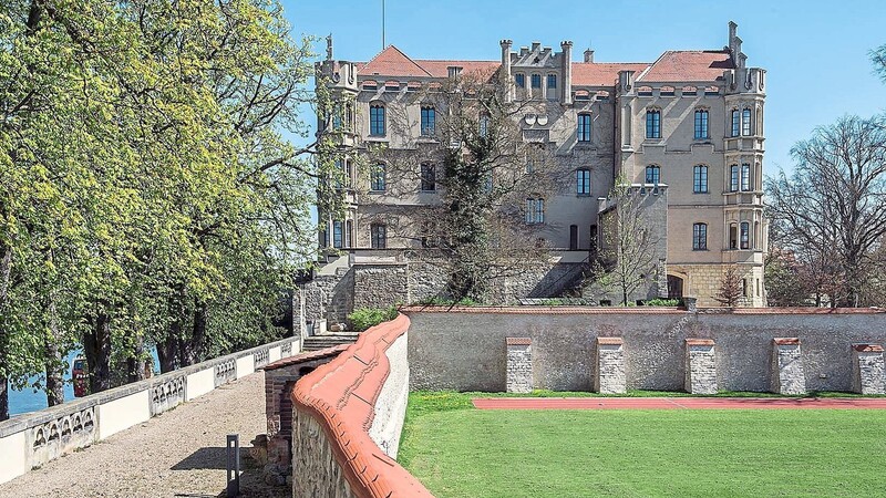 In der Königlichen Villa in Regensburg befindet sich heute eine Dienststelle des Landesamts für Denkmalpflege. Am Denkmaltag bietet das Amt in der Außenanlage Führungen an.