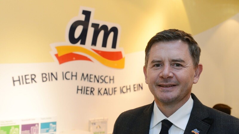 dm-Chef Erich Harsch räumt im Januar 2020 seinen Posten.