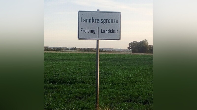 Normalerweise trennt nur ein Strich in der Landschaft die Landkreise Landshut und Freising - in puncto ÖPNV kommen die Niederbayern und ihre oberbayerischen Nachbarn bislang aber auf keinen grünen Zweig.