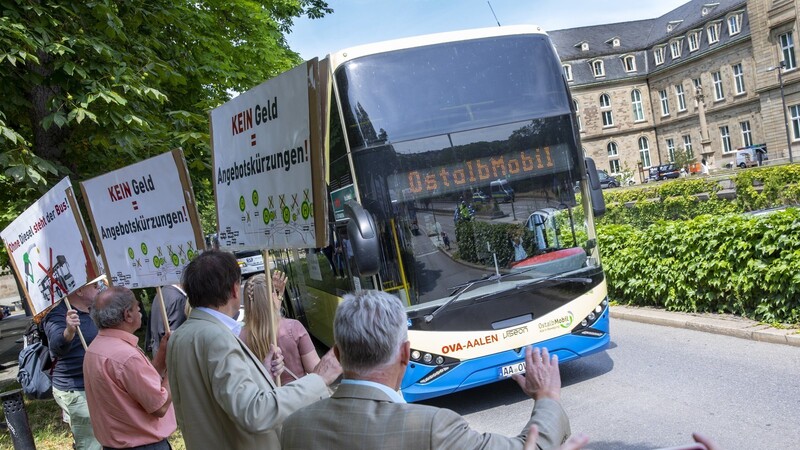Von den hohen Dieselpreisen besonders betroffen sehen sich die Bayerischen Busunternehmer.