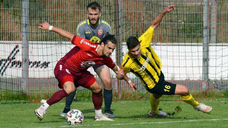 Die Vilzinger (rechts Mario Kufner) wollen mit einem Heimsieg bis auf einen Punkt an den gastierenden Tabellenführer FC Eintracht Bamberg herankommen.