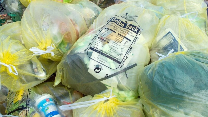 In Deutschland fehlen in vielen Kommunen derzeit immer wieder die sogenannten Gelben Säcke zur Entsorgung von Verpackungsmüll.