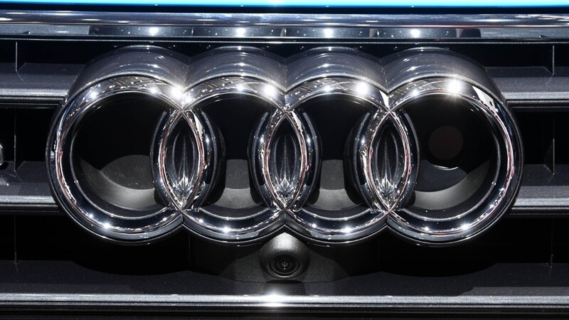 Eine Anwaltskanzlei will eine unzulässige Abschalteinrichtung in einem Benzinmodell von Audi entdeckt haben.