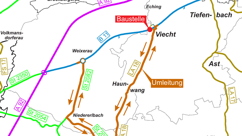 Die Umleitung führt in beide Richtungen ab dem Kreisverkehr Weixerau nach Buch und Haunwang zurück auf die B 11 bei Viecht.