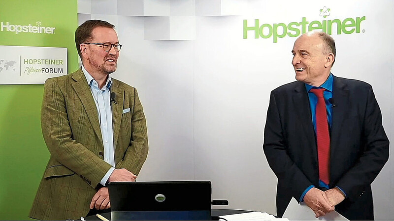 Die Hopsteiner-Geschäftsführer Joachim Gehde (links) und Pascal Piroué versorgten die Hopfenpflanzer in diesem Jahr im Online-Format mit aktuellen Informationen.