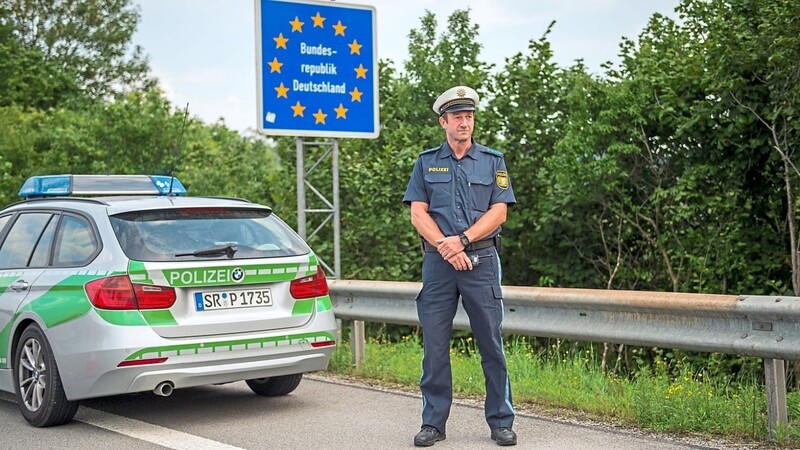 Der unmittelbare Grenzschutz ist Aufgabe des Bundes. Die vom Freistaat definierten Aufgaben von Bayerns Grenzpolizisten verstoßen nach Ansicht der Justiz in Teilen gegen die Verfassung und sind damit nichtig.