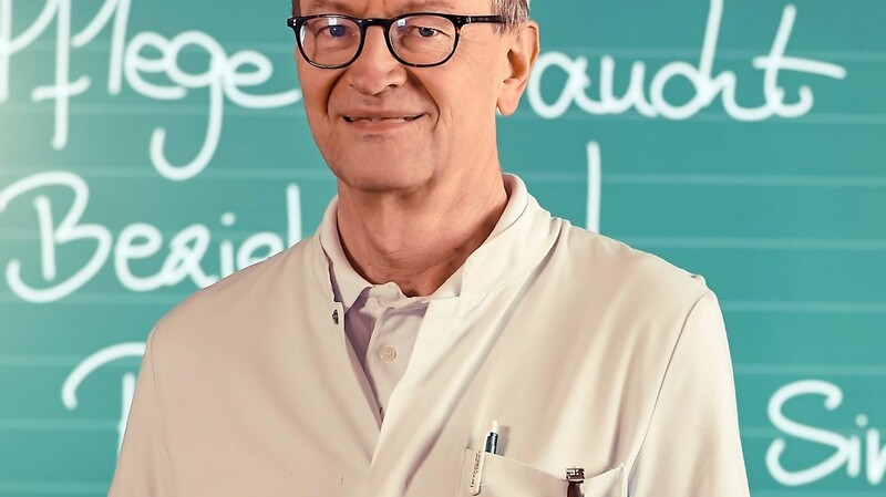 Chefarzt Professor Dr. Siegfried Wagner.