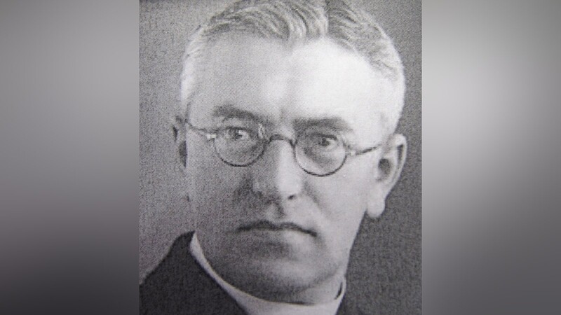 In Andermannsdorf 1895 zur Welt und in Mamming Ende April 1945 ums Leben gekommen: Pfarrer Joseph Heinrich, ein Märtyrer des 20. Jahrhunderts.
