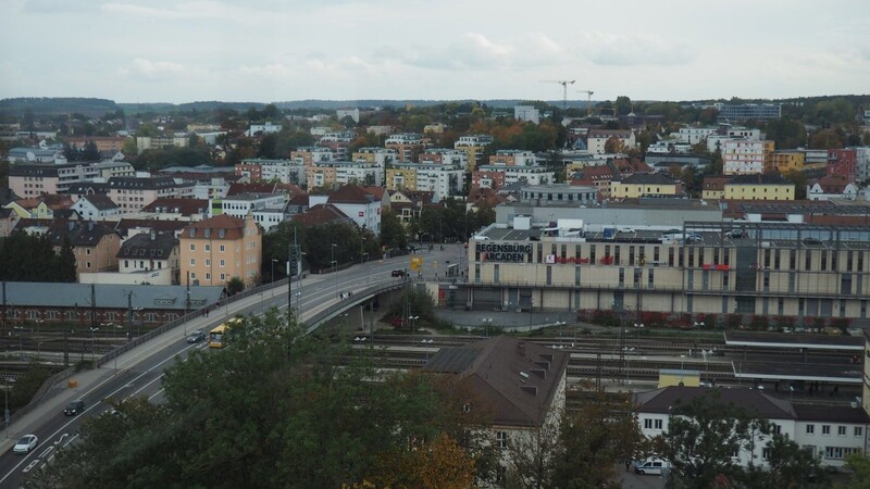 Boomtown Regensburg: Nach Einschätzung der zuständigen Behörden im Landkreis führt der wirtschaftliche Erfolg der Stadt dazu, dass in der Peripherie immer mehr Wohnungen gebaut werden.
