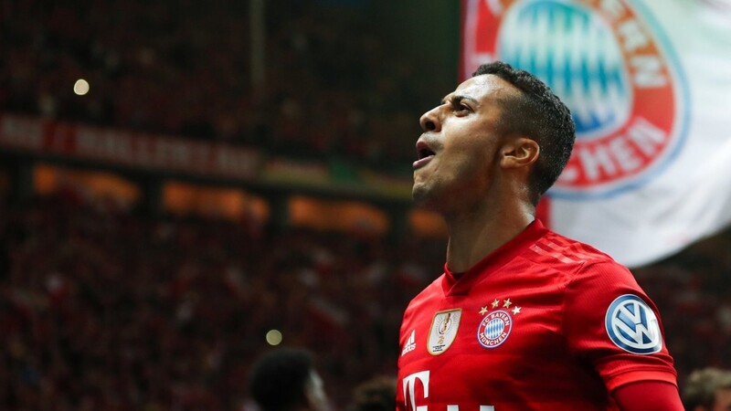 Thiago kann sich ein Karriereende beim FC Bayern vorstellen. (Archivbild)