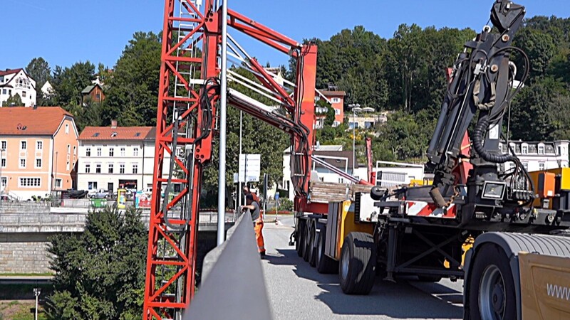 Prüfung der Schnanzlbrücke in Passau durch das Staatliche Bauamt.
