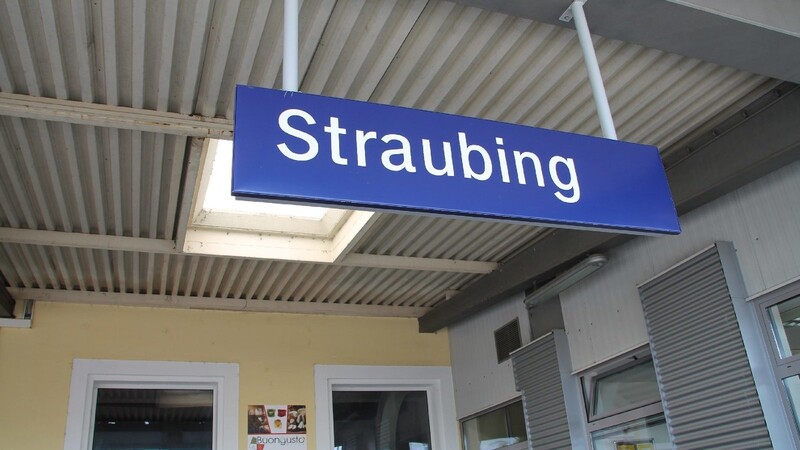 Der barrierefreie Umbau des Bahnhofs Straubing wird von Bürgern wie Politikern der Region seit Jahren gefordert.