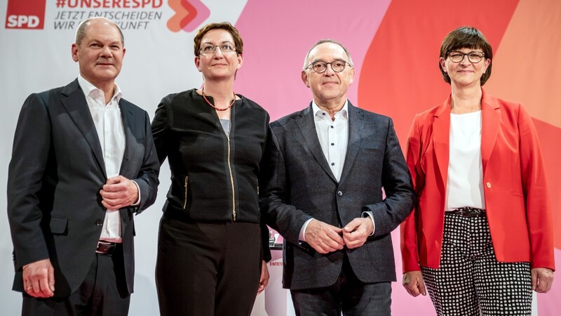 Bewerben sich um den SPD-Vorsitz: Olaf Scholz (l.) und Klara Geywitz sowie Saskia Esken (r.) und Norbert Walter-Borjans.