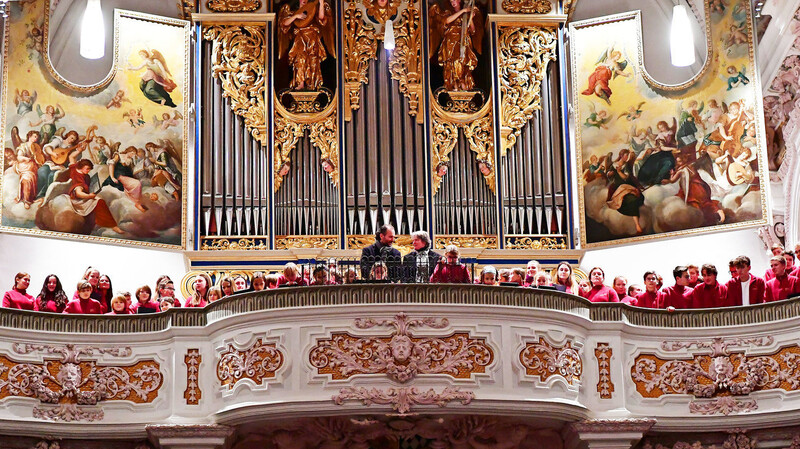 Strahlende Gesichter auf der Orgelempore, das Konzert war ein voller Erfolg.