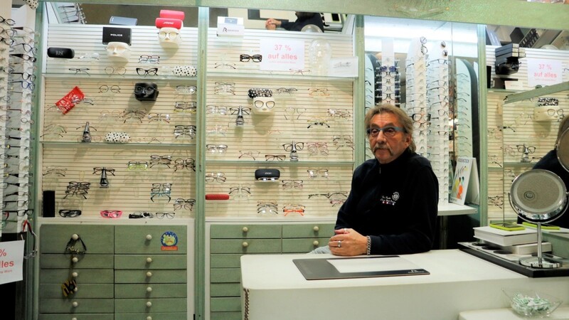 Schweren Herzens hat sich Kurt Meier dazu entschlossen, das Optikgeschäft in der Marktstraße Ende des Jahres zu schließen.