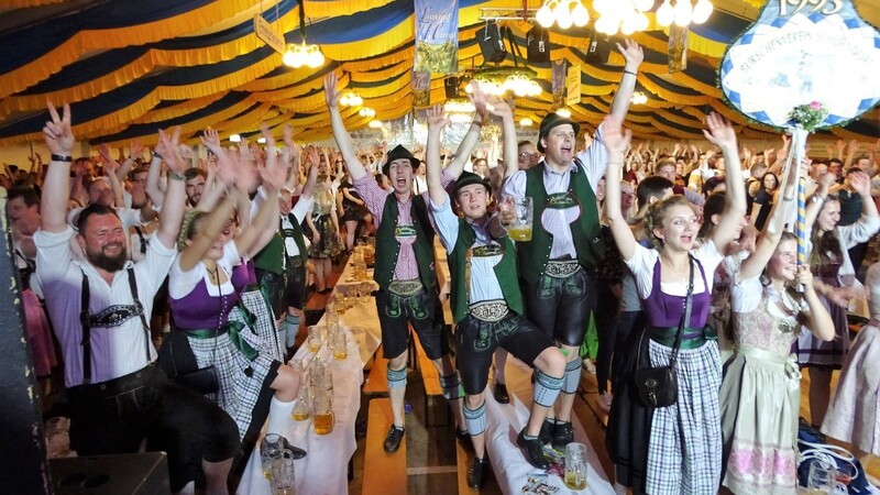Mit Vollgas starteten die Schorndorfer Burschen ins Gründungsfest.