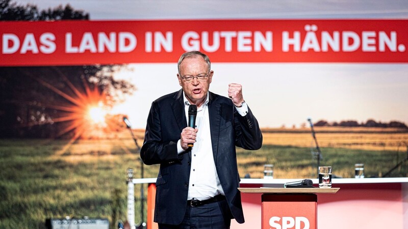 Stephan Weil (SPD) spricht bei einer Wahlkampfveranstaltung der SPD in Niedersachsen.