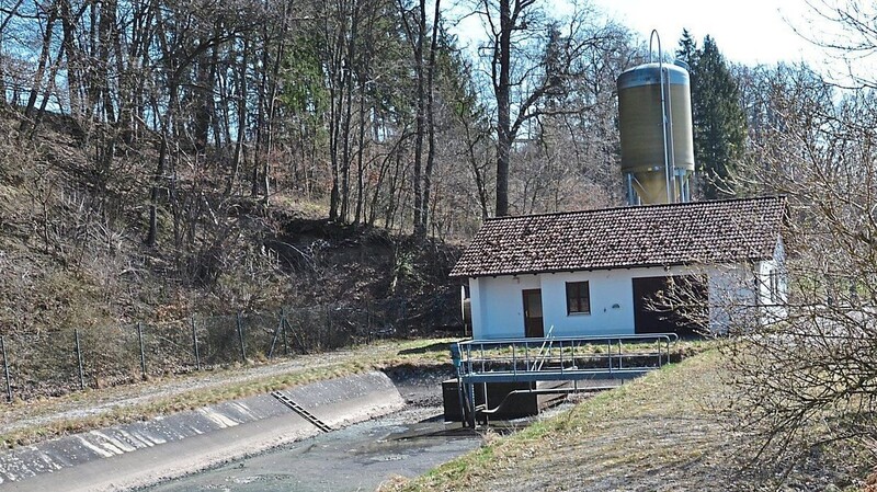 Die Kläranlage von Attenhofen hat in absehbarer Zeit ausgedient. Nun laufen Planungen, das Abwasser nach Mainburg in das dortige Klärwerk zu pumpen.
