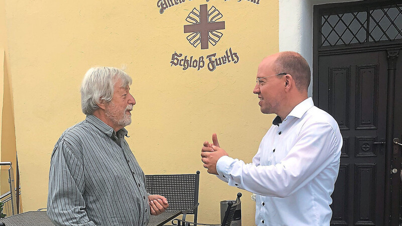 Altbürgermeister und Heimbewohnerfürsprecher Dieter Gewies (l.) und Bürgermeister Andreas Horsche (hier auf einem Archivbild) meldeten sich nach dem Altenheim-Aus zu Wort.